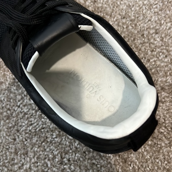 Small that’s way selling it. - Picture 14 of 15